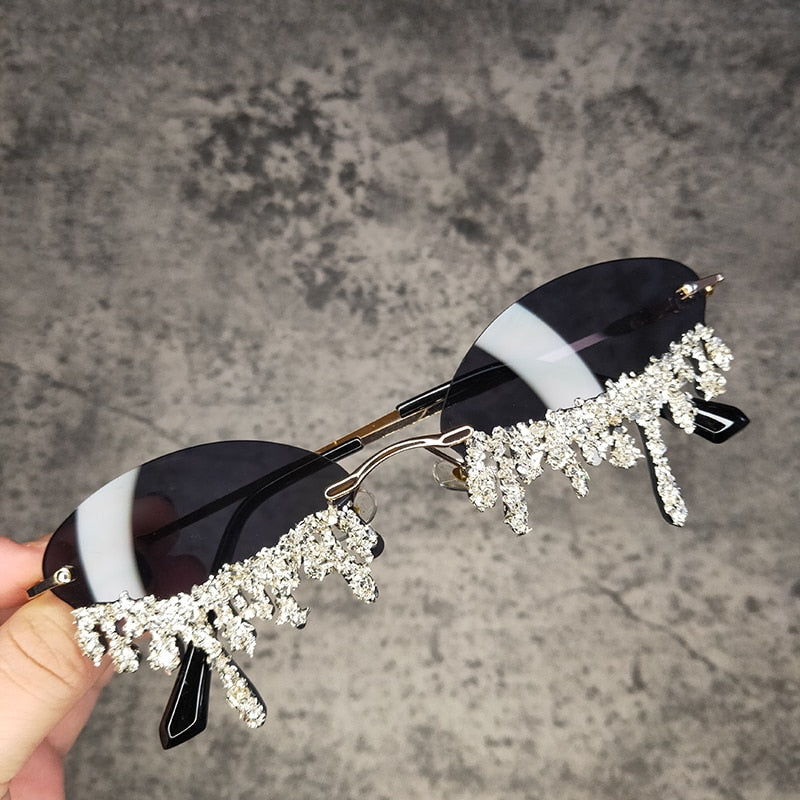 Óculos de sol oval com glitter coleção Fashion